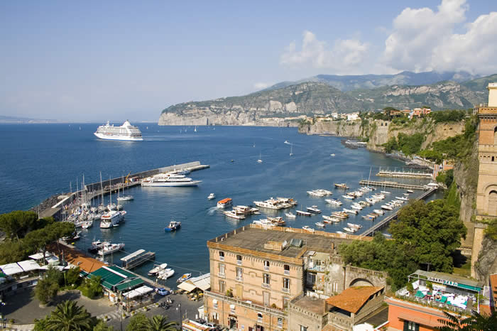 THE AMALFI COAST